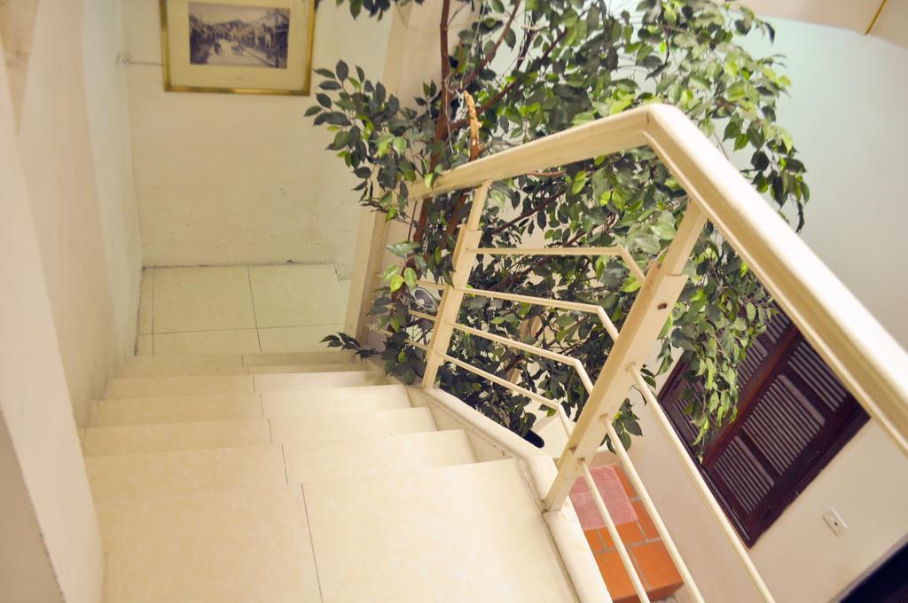 Friends Inn & Travel Hanoi Esterno foto